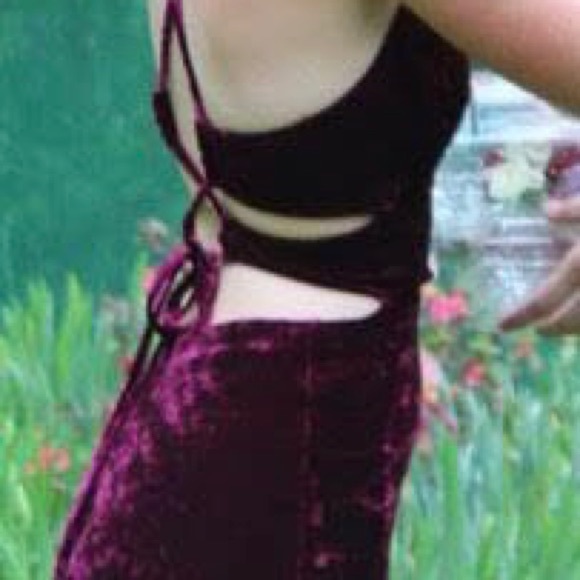 Prom dress - Picture 2 of 3